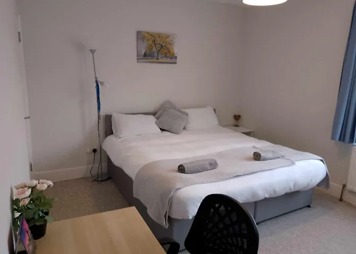 Double Or Twin Room In Town Centre